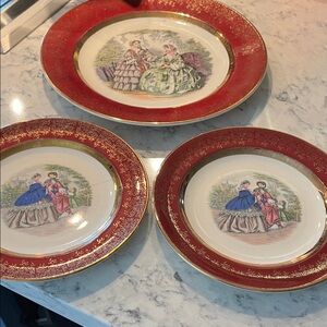 Vintage Elegant Red and Gold Dinner Plate Set
